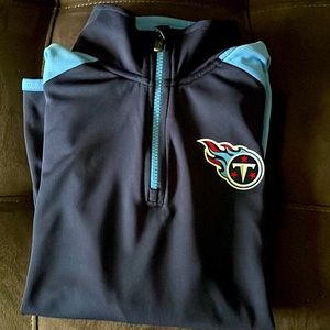 Boys 1/4 zip lightweight long sleeve shirt Tennessee Titans, never worn.
